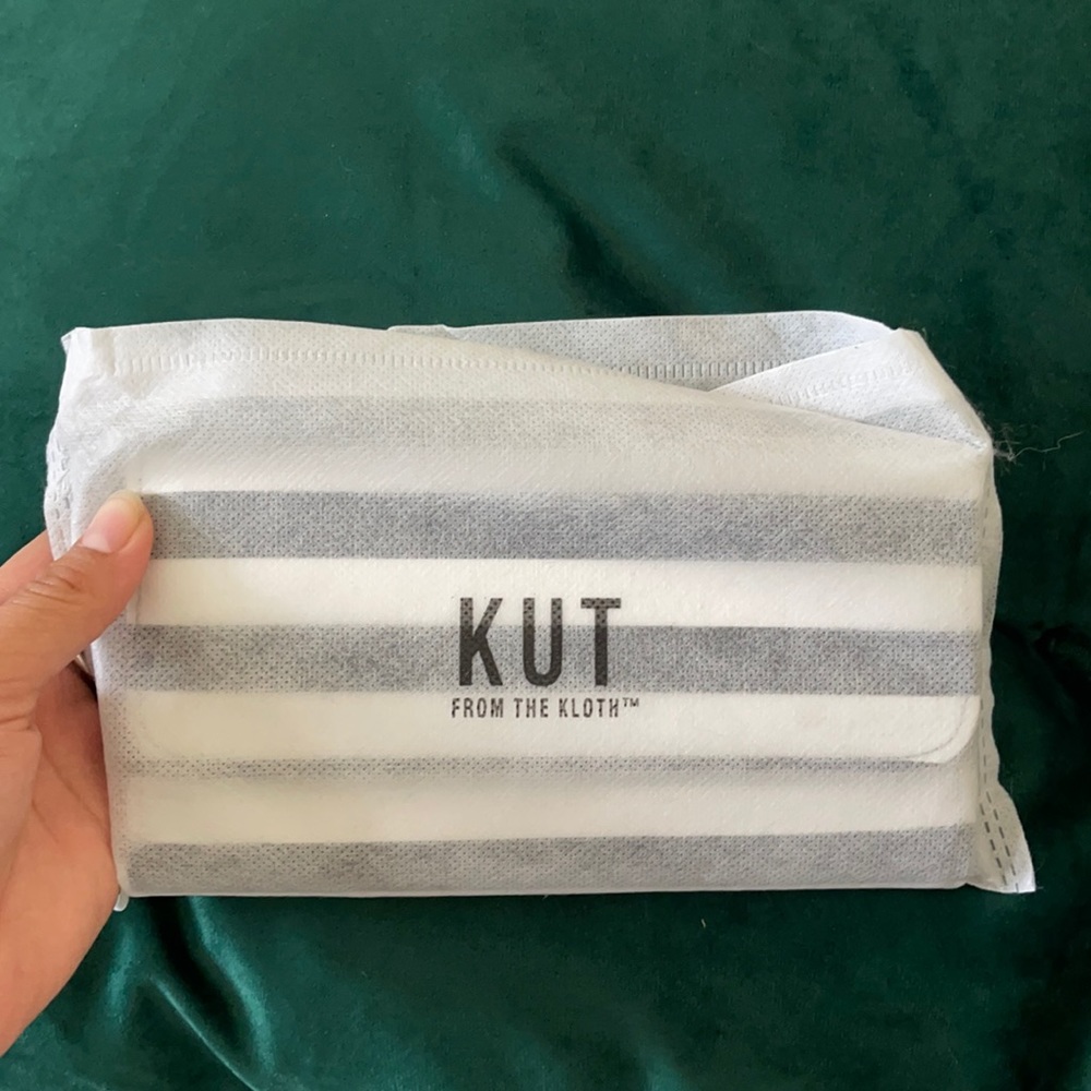 Tri-fold wallet